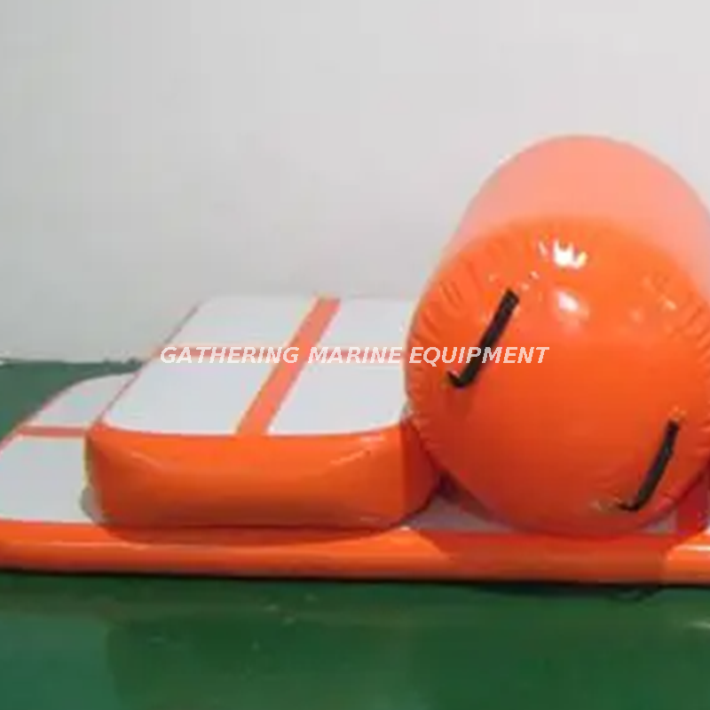 Estera flotante inflable de la yoga del agua para los deportes acuáticos flotantes