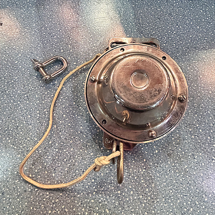 Unidad de liberaci&oacute;n hidrost&aacute;tica20