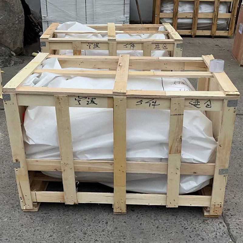 Se exportó un nuevo lote de balsas salvavidas a Filipinas y la calidad del servicio fue elogiada