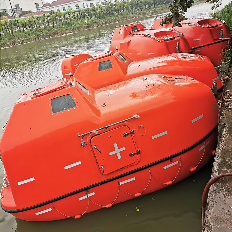 encerrar el bote salvavidas-57