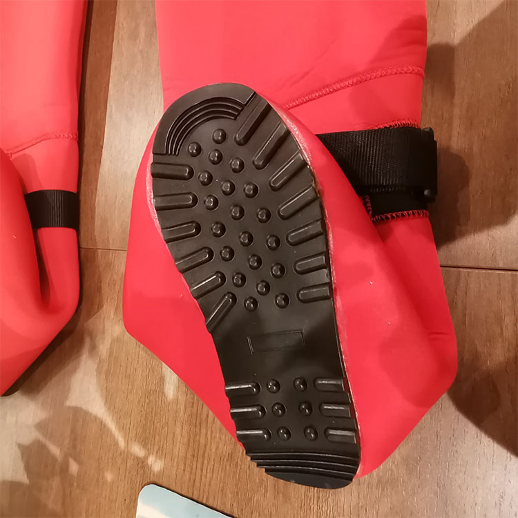 traje de inmersi&oacute;n21