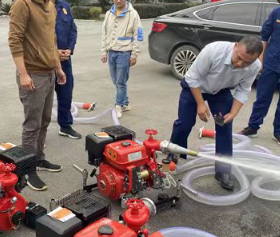手抬式消防泵9