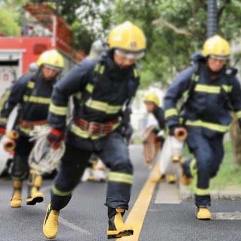 Conocimientos básicos sobre trajes contra incendios.