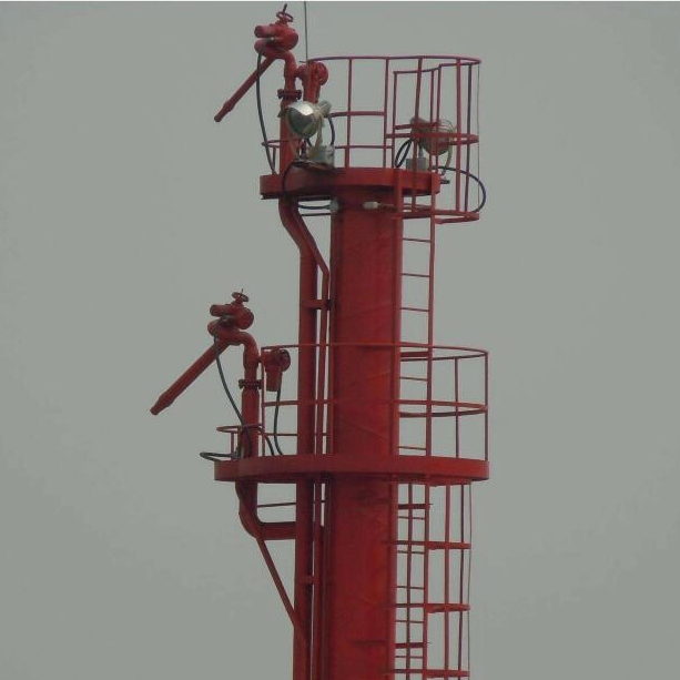 ¿En qué campos se suelen utilizar las piezas metálicas de las torres de bomberos después del reciclaje?